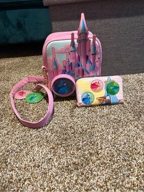 Disney Sleeping Beauty Loungefly Crossbody & Wallet(Read)